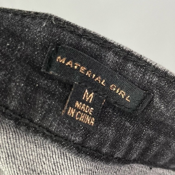 Material Girl Black Washed Denim Zip Front Utility Mini Skirt M - Picture 3 of 3